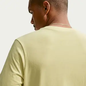 T-shirt Nike Sportswear Club image-1