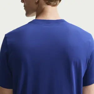 T-shirt Nike Club image-4