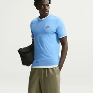 T-shirty Nike Sportswear Club image-4