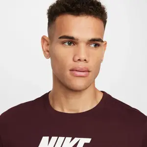 T-shirt Nike Sportswear image-2