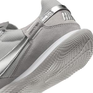 product/n/i/nike-dc8466-005-lt-smoke-grey-metallic-silver-8.jpg