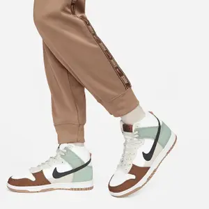 Joggingbyxor för kvinnor Nike PK Tape image-4