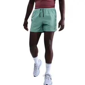 Short Nike Stride image-0