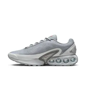 Baskets Nike AirMax image-1