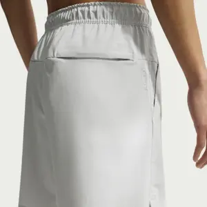 Kort Nike Unlimited image-4