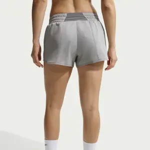 Women's shorts Nike One image-2