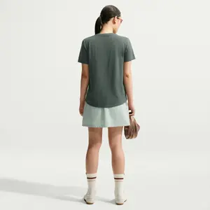 Damen T-Shirt Nike Sportswear Club Essentials image-3