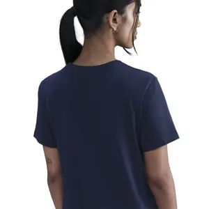 T-shirt da donna Nike Club Essentials image-3
