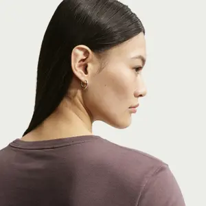 T-shirt da donna Nike Sportswear Club Essentials image-4