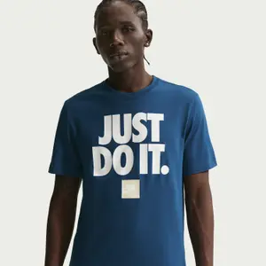 T-shirt Nike Sportswear Just Do It image-1