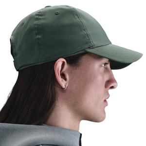 fb5372-364-casquette-de-baseball-nike-dri-fit-club-clay-green-metallic-black