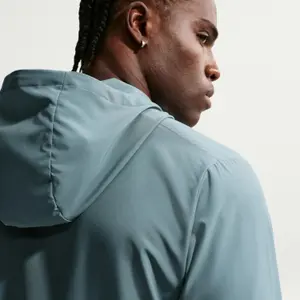 Chaqueta con capucha Nike Form image-1