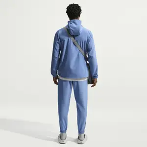Spodnie typu Tapered Nike Form image-1