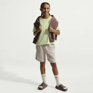 Shorts in pile per bambini Nike Club Fleece image-1