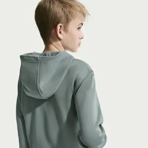 Dětská mikina s kapucí na zip Nike Club image-3