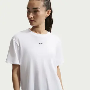 Camiseta mujer Nike One Relaxed image-4