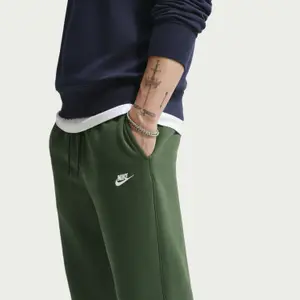 Pantalón de chándal Nike Club image-4