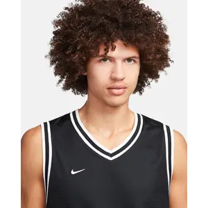 Camiseta Nike Dri-FIT DNA image-6