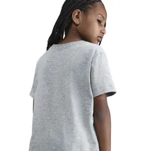T-shirt de criança Nike image-4