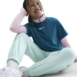 Girl's T-shirt Nike image-2