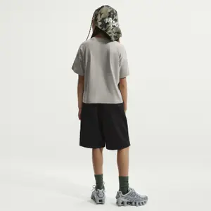 T-shirt de menina Nike Essential image-2