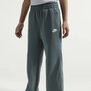Ruime joggingsbroek voor meisjes Nike Club Fleece image-3