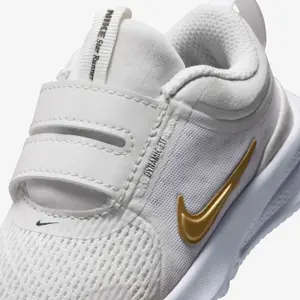 Dziecięce buty do biegania Nike Star Runner 5 image-6