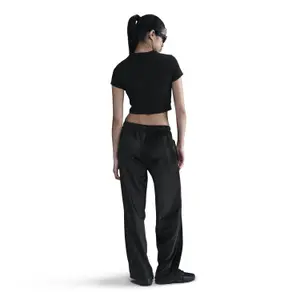T-shirt damski Nike Chill image-3