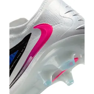 Football Boots Nike Phantom 6 Low Elite FG | Foot-Store