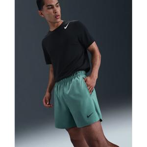 2 in 1 shorts Nike Challenger image-1
