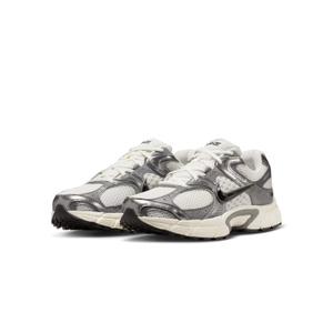 Andningsbara mesh-sneakers Nike V5 RNR image-2