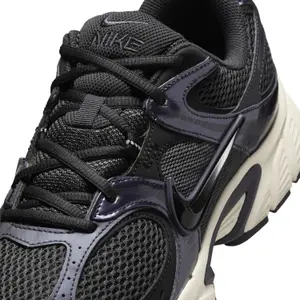 Baskets Nike V5 RNR image-6