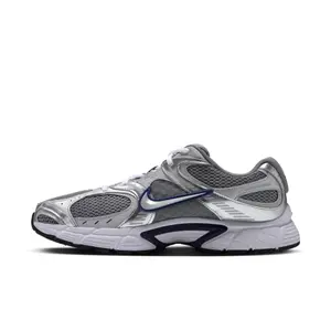 Baskets Nike V5 RNR image-1