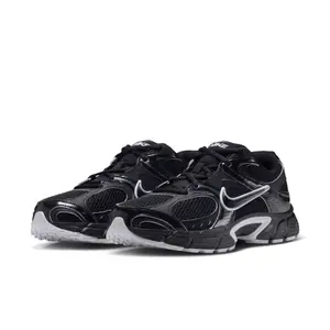 Baskets Nike V5 RNR image-2