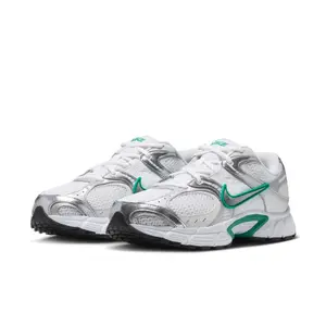 Baskets Nike V5 RNR image-2