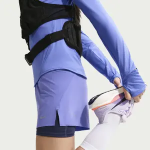 Women's 2-in-1 shorts Nike Swift image-2