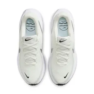 Women's running shoes Nike Revolution 8 image-3