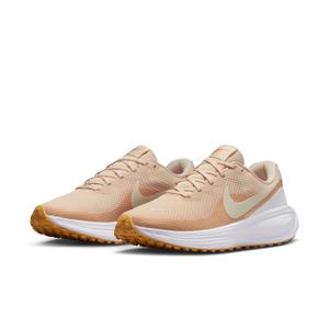 Women's running shoes Nike Revolution 8 image-3