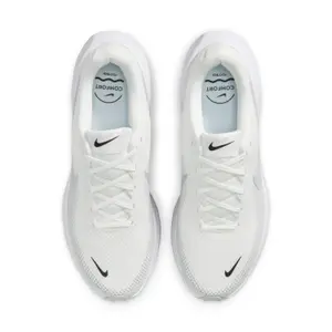 Running shoes Nike Revolution image-4