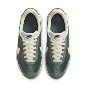 product/n/i/nike-hm4771-300-vintage-green-pale-ivory-gum-light-brown-6.jpg