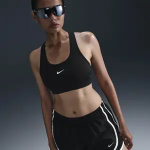 Szorty damskie Nike Tempo image-4