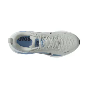 Running shoes Nike Vomero 18 image-5