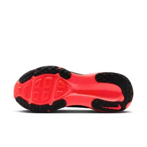 Running shoes Nike Vomero 18 image-6