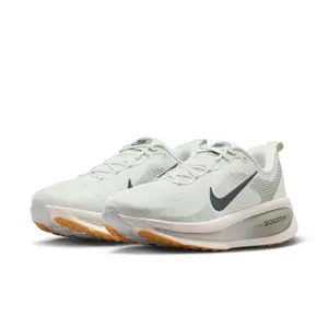 Buty do biegania Nike Vomero 18 image-2