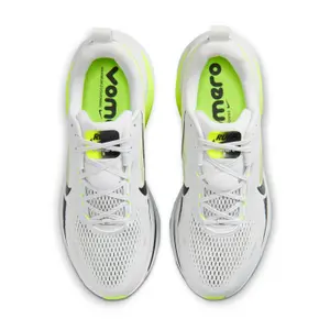 Running shoes Nike Vomero 18 image-3