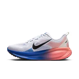 Running shoes Nike Vomero 18 image-1