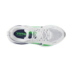Running shoes Nike Vomero 18 image-6