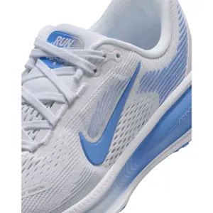 Buty do biegania dla dzieci Nike Vomero 18 image-6