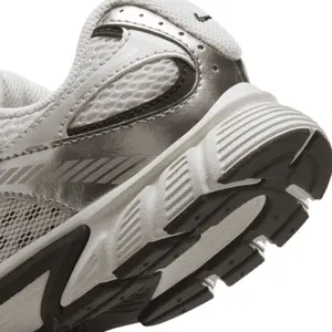 Ténis criança Nike V5 RNR