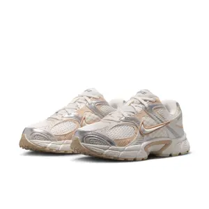 Women's Sneakers Nike V5 RNR image-5